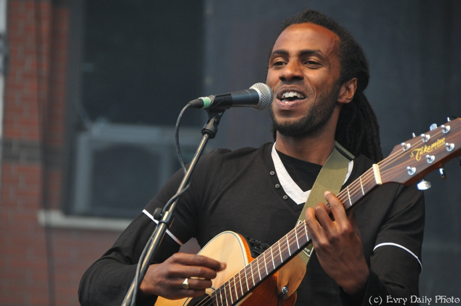 Evry Daily Photo - Fete de la Musique Evry - Harold 320 - large.jpg